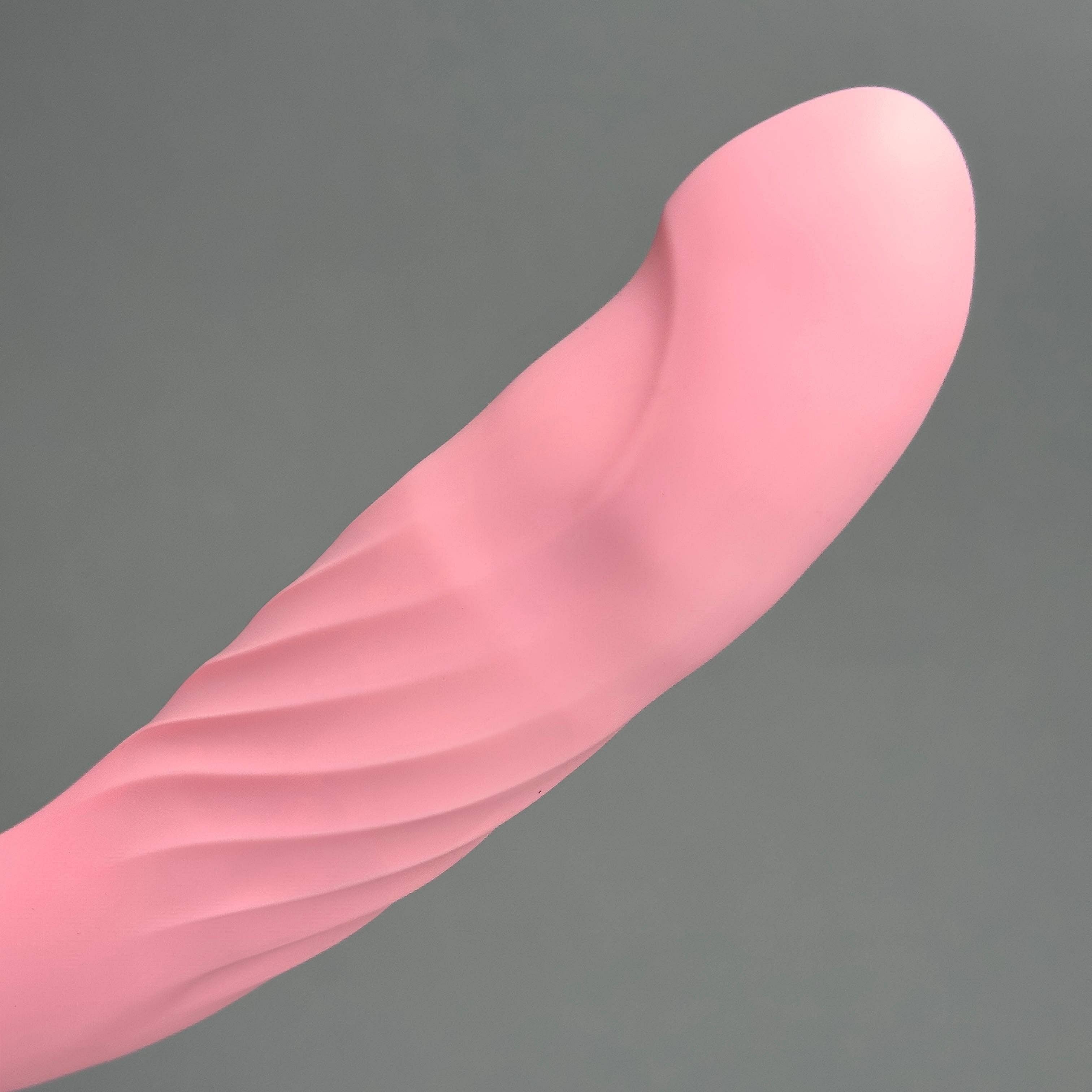 Swish Clit sucker and thrusting vibrator - EdenSeduce