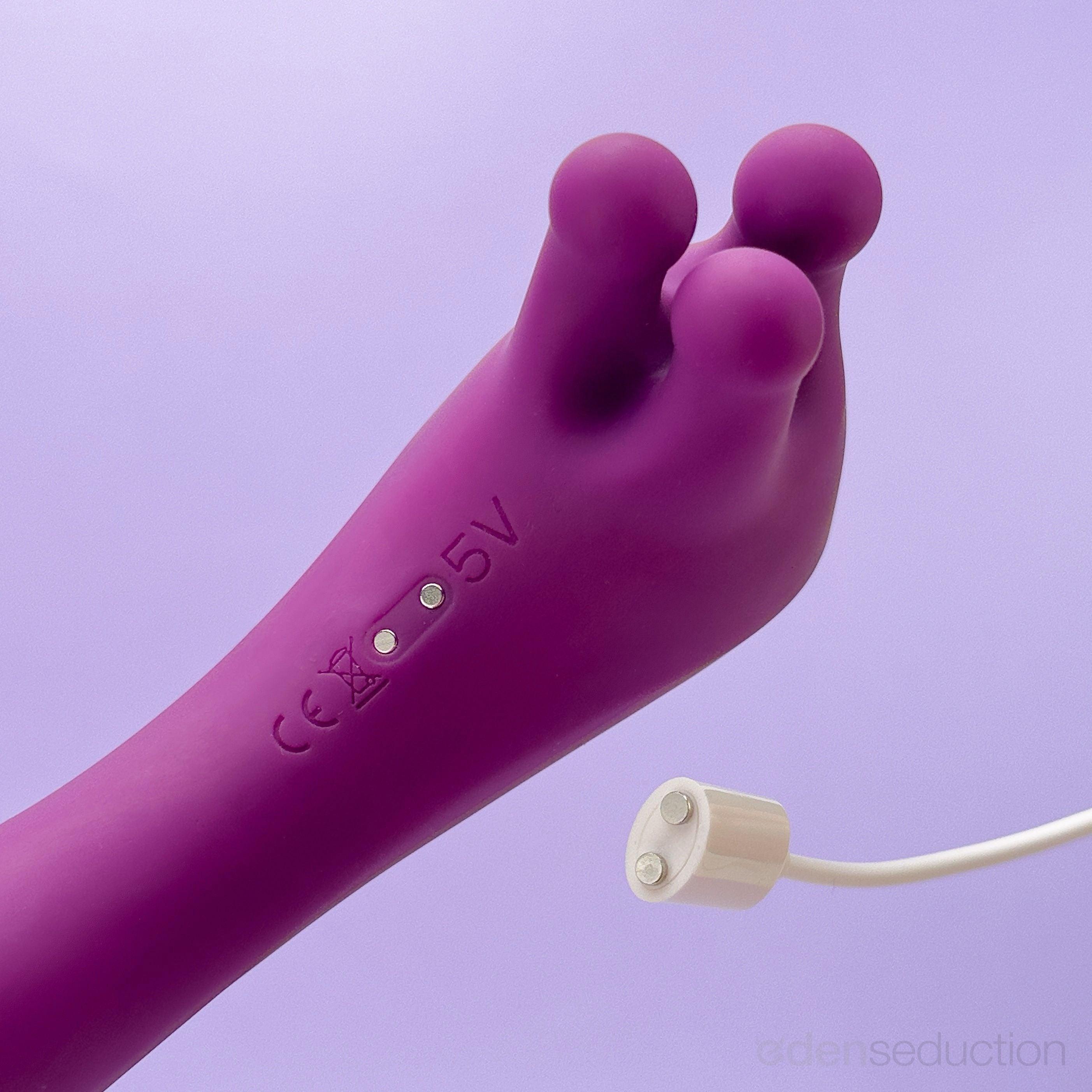 Exalter Fondling clit vibrator - EdenSeduce