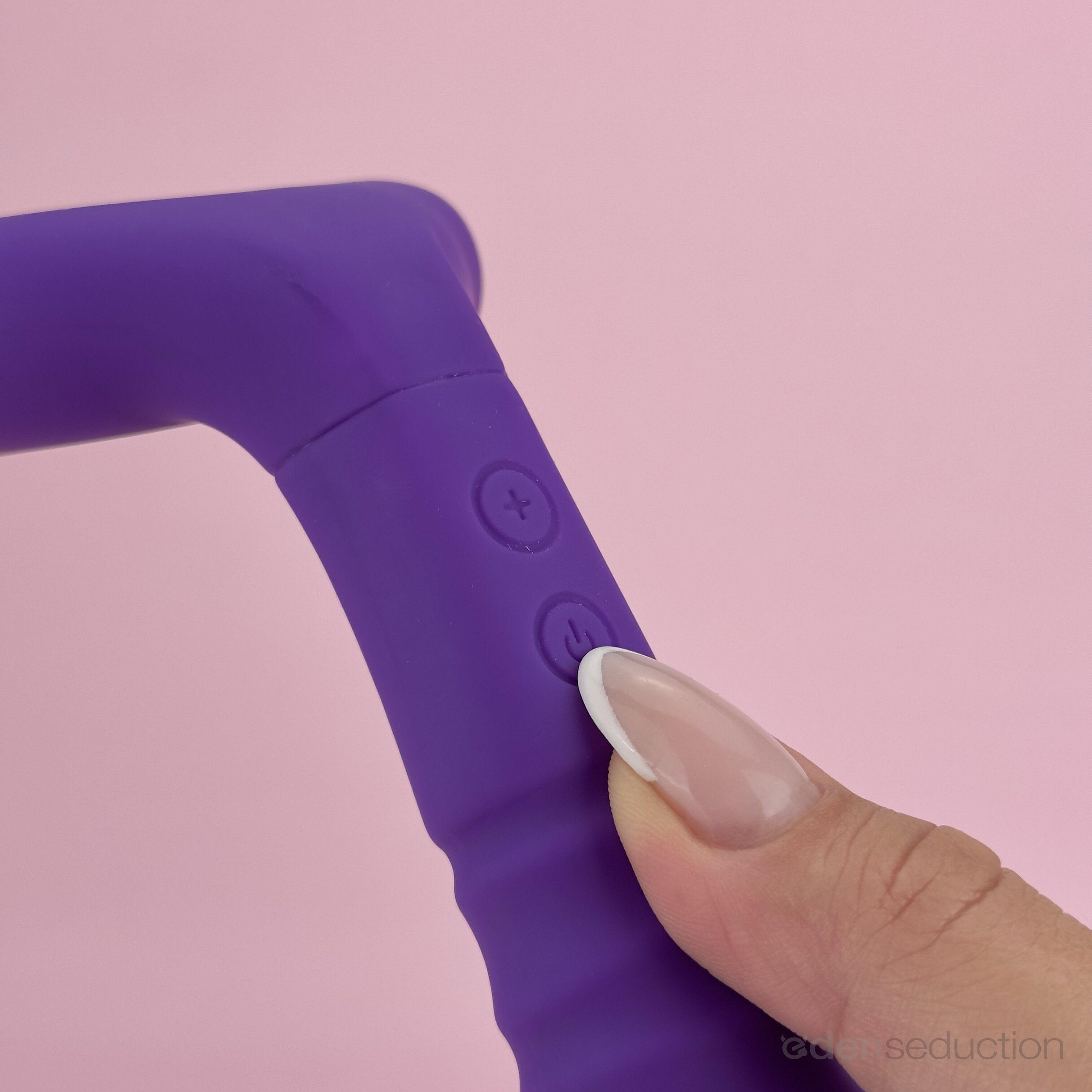 Canoodler Clit and G spot vibrator - EdenSeduce