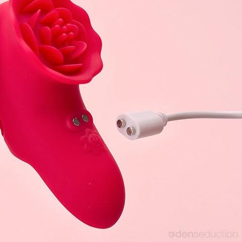 Mini rose Rose finger vibrator - EdenSeduce