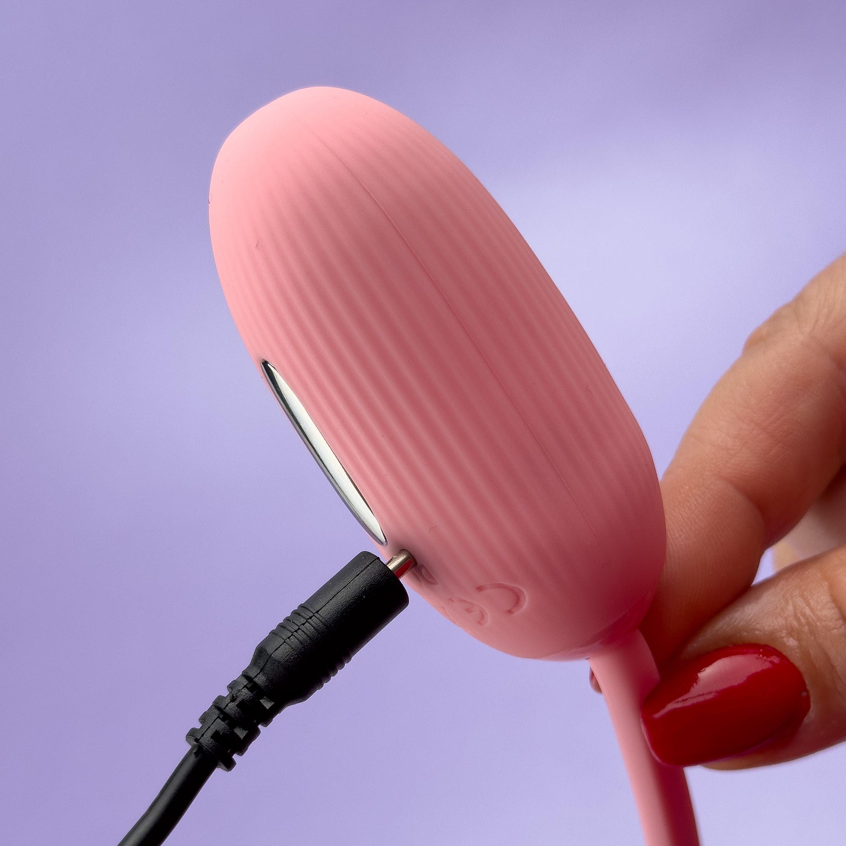 Elektra plus vibrating egg E stim vibrator - EdenSeduce