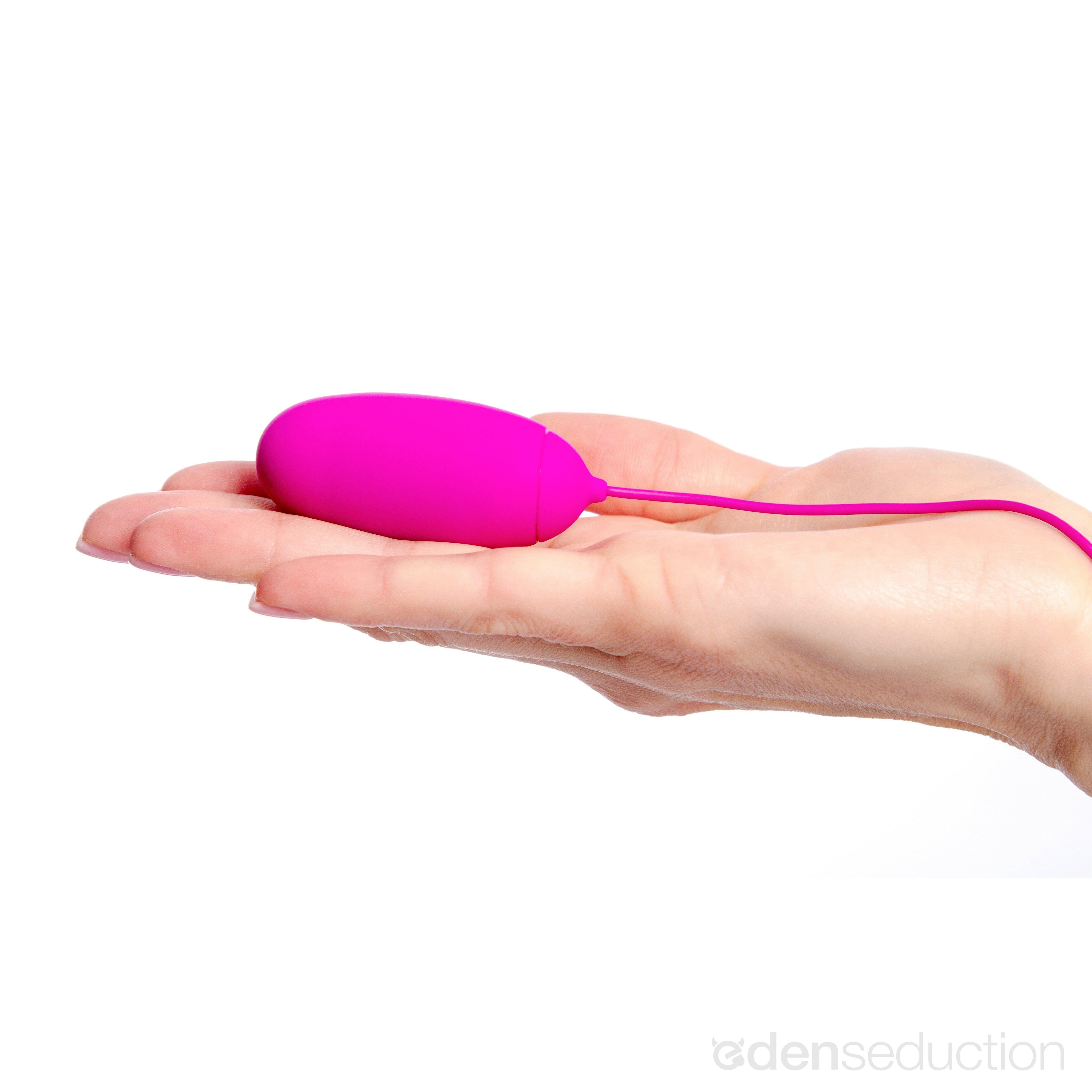 Soft touch Egg vibrator with control - EdenSeduce