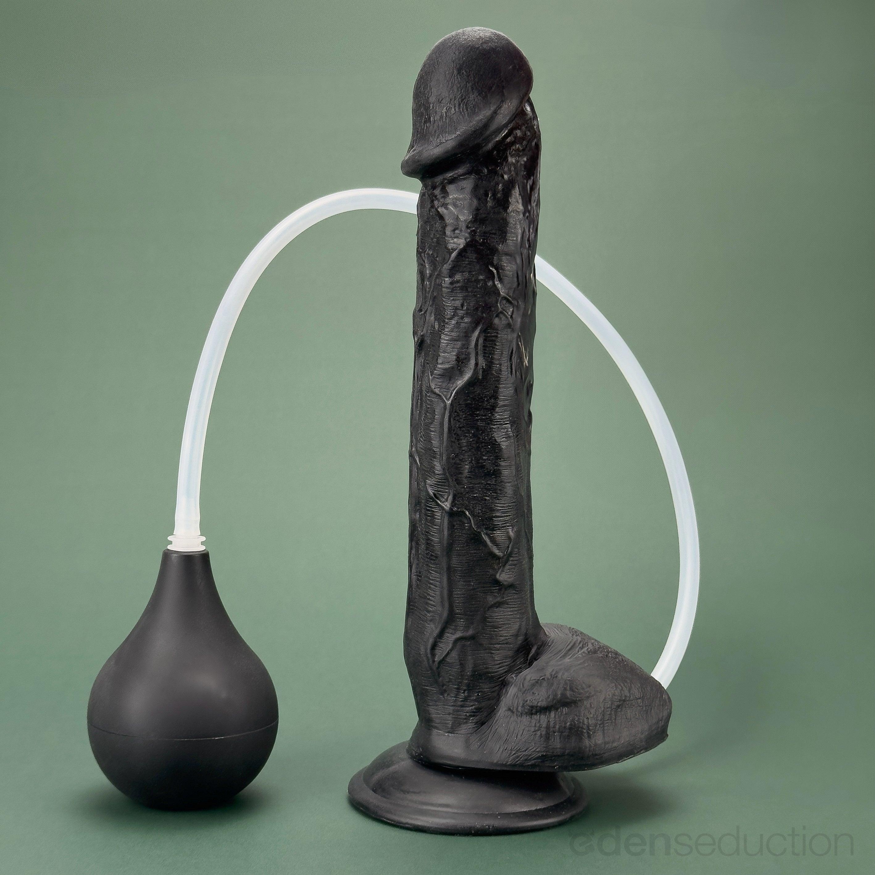 Champion Huge dildo - EdenSeduce