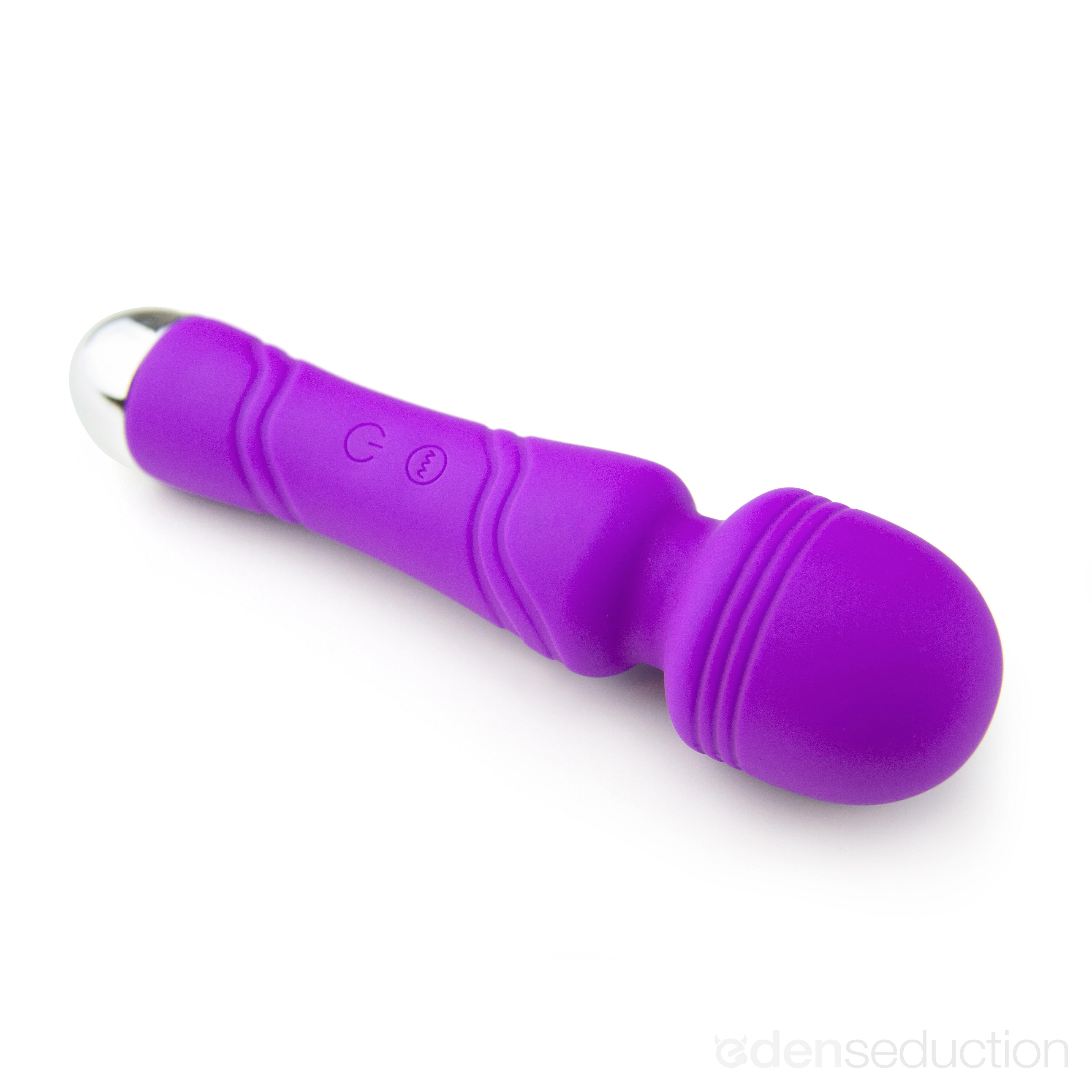 Le petite wand Mini vibrating wand - EdenSeduce