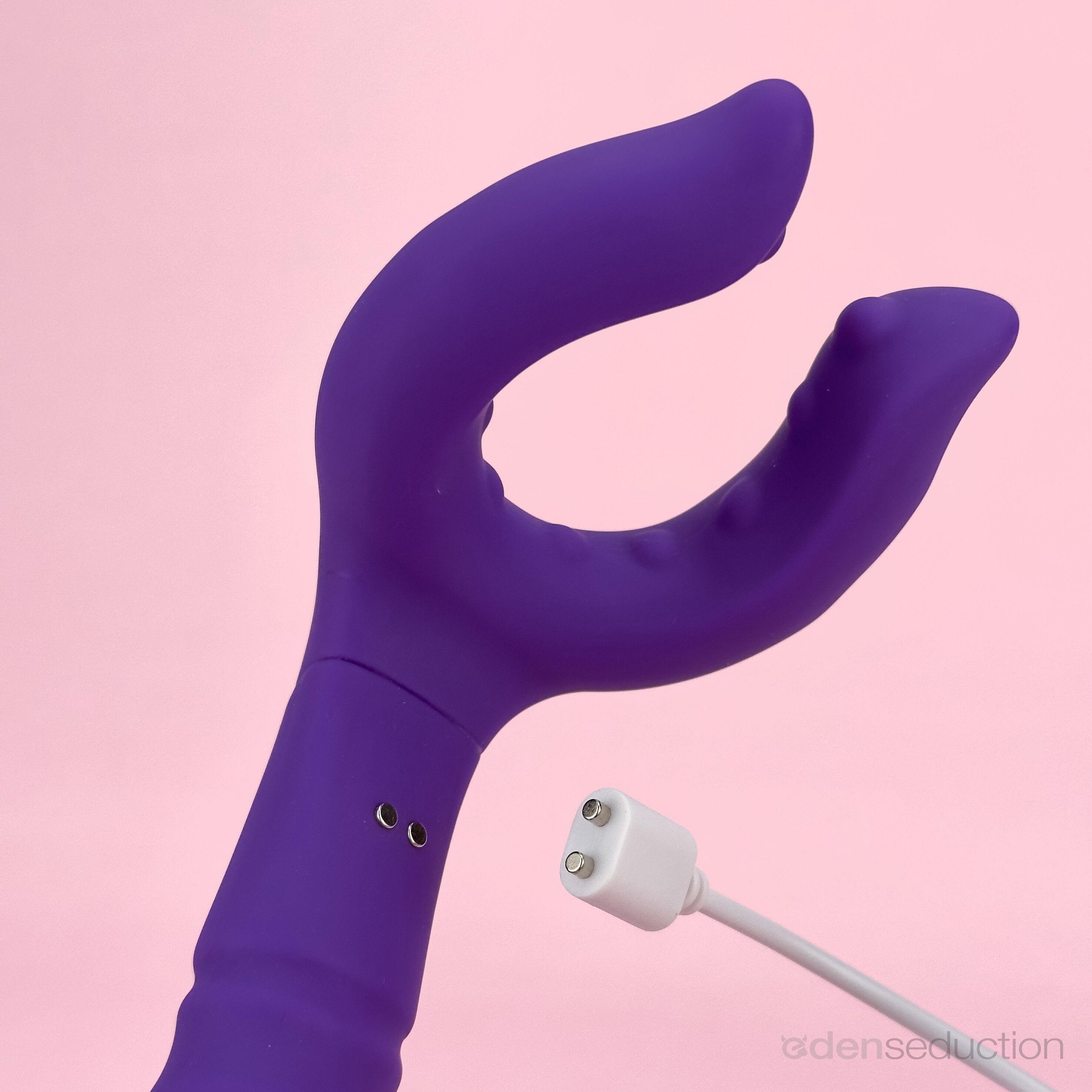 Canoodler Clit and G spot vibrator - EdenSeduce