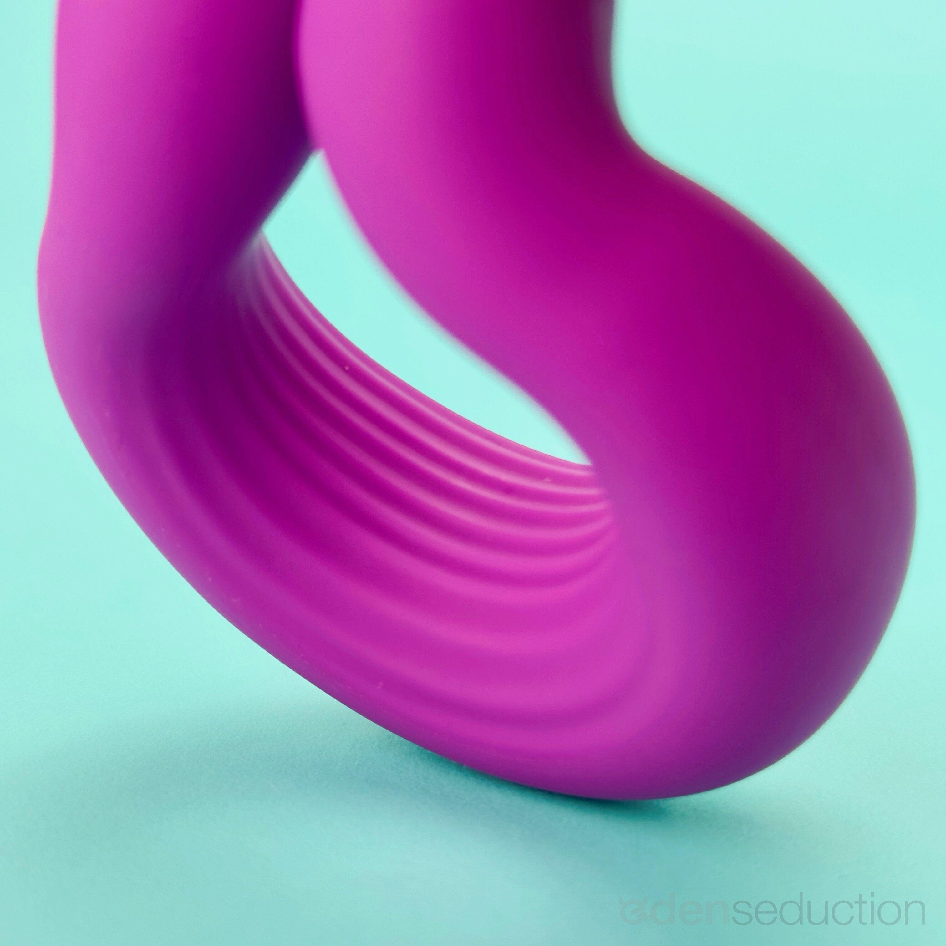 U-nique Vibrating cock ring - EdenSeduce